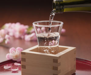賞味期限切れの日本酒の使い道とは？より美味しく飲める期間についても！